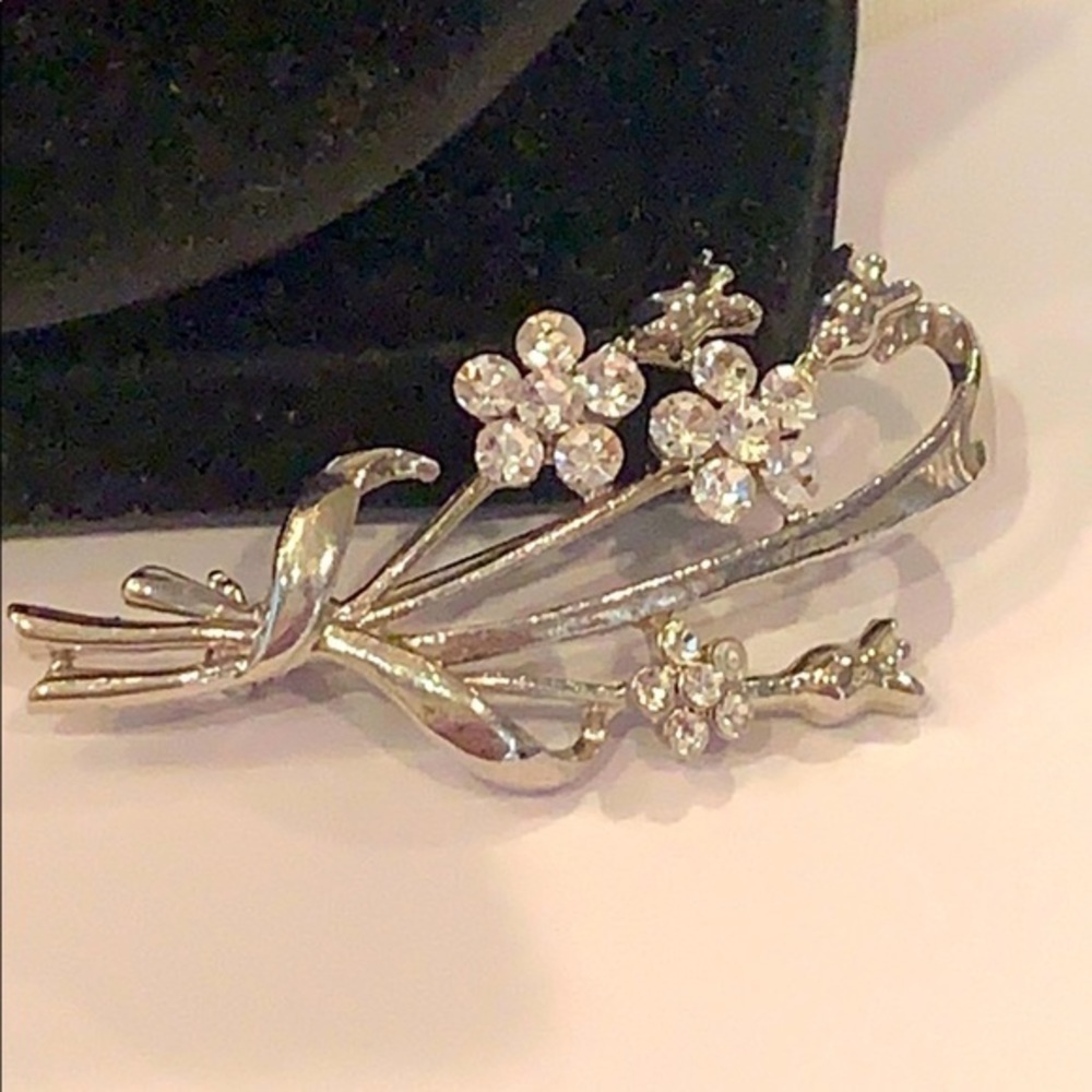 💐5/25 brooch pin bunch of flowers